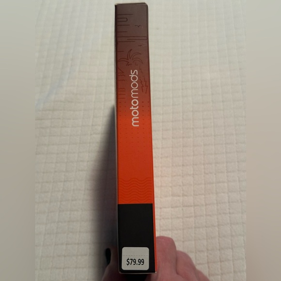 Motorola motomods JBL Soundboost 2. Portable Stereo Speaker NIB for Moto Z. Red - Picture 3 of 9